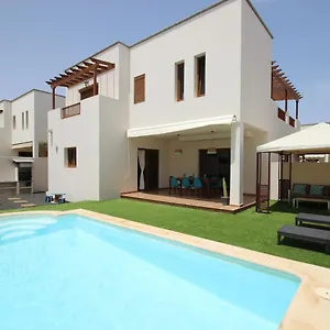  Holiday home Las Caletas Del Mar - Heated Pool